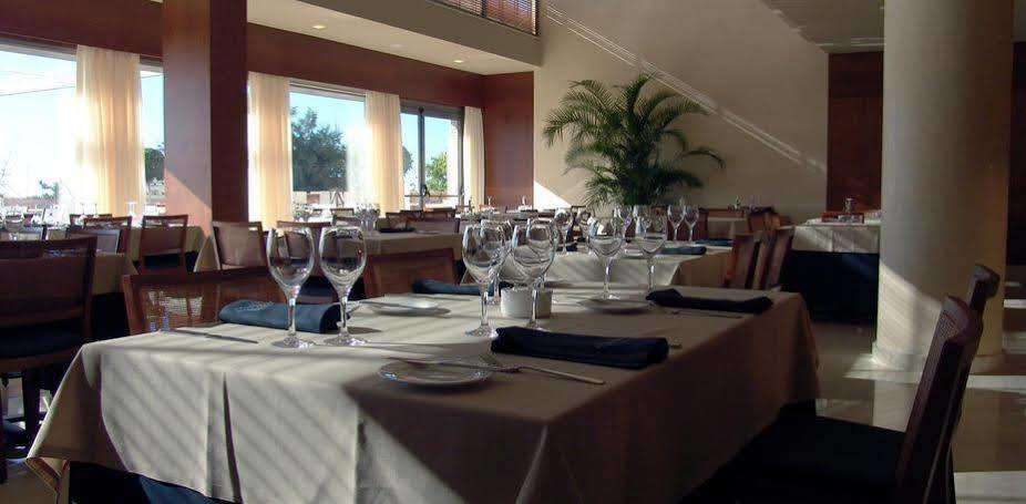 Hotel Colon Thalasso Termal Калдес д'Естрак Ресторант снимка